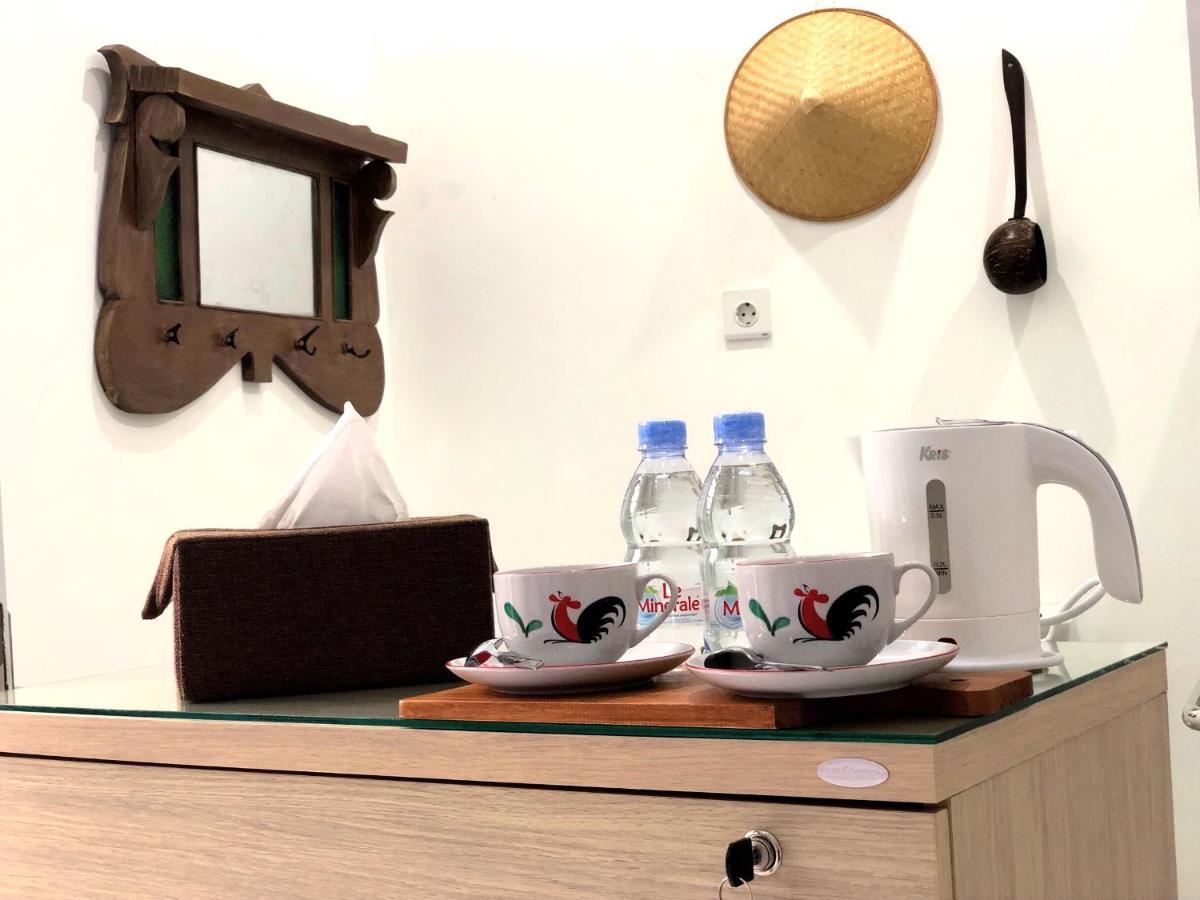 The Lawang Yogya Guesthouse ジョグジャカルタ エクステリア 写真